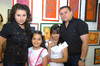 25052009 Olivia Soto, Barbie, Oly y Jaime Muñoz.