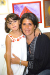 25052009 Karina Alva y Arturo Ramírez con su pequeña Valeria Ramírez.