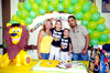 28052009 Tremendo pastel. Héctor y Alfonso Velázquez Elías, festejaron sus cumpleaños con una piñata  tematica de jungla, acompañados de sus papás.