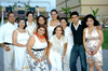 24052009 Brenda González de Soto rodeada de algunas amistades en su fiesta de canastilla.