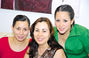 31052009 Érika Gama Carrillo junto con las organizadoras de su despedida Sofi, Vanessa y Sofía. EL SIGLO DE TORREÓN/JAIME DE LARA