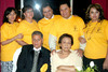 02062009 Esperanza, Estela, Ángel, Juan y Lorena Serna Méndez junto a sus papás Manuel Serna y Estela Méndez.