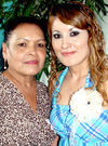 04062009 Futura contrayente. Fue despedida de su soltería Rosa María Lavín Cabral, contraerá nupcias el 25 de julio de 2009.