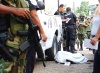 Los cinco pistoleros detenidos, el armamento y los vehículos fueron puestos a disposición de la autoridades.
