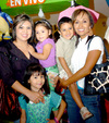 17062009 Mirna Morales, Paulina Ortiz, Andrea Morales, Yadira Muñoz y Ángel Morales.