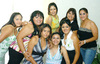 20062009 La novia en compañía de Kristy, Ana Silva, María Álvarez, Cinthya y Sandra.