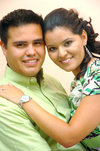 26062009 Sara Espinosa Andrade y Víctor Ilich Mirón Orozco, en su despedida de solteros.