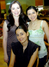 29062009 Diana Ibarra, Beatriz Flores y Loreley Pereyra.