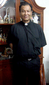 30062009 Padre Alejandro Flores Gaytán festejó ayer 20 años de vida sacerdotal.
