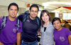 30062009 Héctor Sánchez viajó a Quintana Roo y fue despedido por sus hijos Héctor, Lizeth y Alejandro Sánchez.