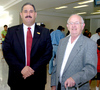 30062009 Con destino a la Ciudad de México viajaron Enrique Marroquín y Alberto González.