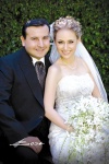 Srita. Adriana Puentes Olmos el día de su boda con el Sr. Miguel Ángel Flores Treviño.


Susunaga Fotografía