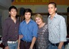 05072009 Guillermina Ulloa de Rodríguez, en compañía de sus  hijos: Abelardo, Guillermo y Abraham Rodríguez Ulloa.