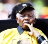 La Fundación Nelson Mandela invitó al público a honrar a Madiba -como se le llama cariñosamente en Sudáfrica- por sus 67 años al servicio del país, dedicando 67 minutos al servicio caritativo.