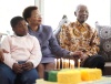 El ex presidente sudafricano y Premio Nobel de la Paz, Nelson Mandela,  celebró su cumpleaños número 91 en compañía de familiares, amigos y camaradas en Johanesburgo.