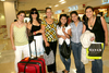 10072009 Luisa Fernanda Sánchez y Pamela Tavares llegaron de España y fueron recibidas por Karen Tavares, Bertha de Tavares, Roxana de Sánchez, Cecilia Valenzuela y Luisa Fernanda Sánchez.