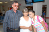 27072009 Vidal Sánches despidió a Lupita de Sánchez y Elvira Herrera, queienes se fueron a El Paso, Texas.