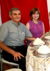 Carlos De Villa y Jeanette de De Villa.