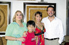19072009 Manuel González Aleu y Esther Margain de González, acompañados de sus hijos Manuel, Daniel y Beto.