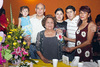 03082009 Ana María Vázquez Valdez el día de su cumpleaños junto a sus familiares.