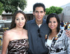 03082009 Sara Rojas de Luna y Daniel Luna en la compañía de las pequeñas Daniela y Valeria.