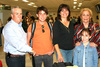 03082009 Luz Elena de Chufani, Susana de Ortega, Andrés Ortega y Morie Ortega, fueron despedidos en el aeropuerto por Benjamín Ortega.