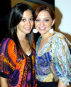 04082009 Marilú Garza y Vivi Hernández, en una reunión familiar.