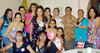05082009 Don Enrique Galindo en su cumpleaños junto a su esposa María Luisa y nietos.