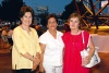 Entre amigas. Norma Subealdea, Conchita Marmolejo y Blanca Inés de De Alba.