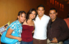 17082009 Disfrutan. Azucena Ibarra, Ana Tagle, Fede Valero y Luis Chavarría.
