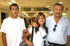 24082009 José Parra, Josué Andreu y Rodrigo Diez fueron recibidos en el aeropuerto por Ignacio Corona.
