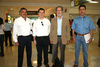 24082009 José Parra, Josué Andreu y Rodrigo Diez fueron recibidos en el aeropuerto por Ignacio Corona.
