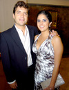 13082009 Diego Rodríguez y Ana Cecy Arce, en una recepción nupcial.