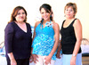 18082009 Las abuelitas del pequeño Paulo Sebastián, Sras. Teresa Núñez de Villegas y Estela Fernández de Zamora, se encargaron de organizar una grata fiesta de canastilla para la Lic. Michelle Villegas de Zamora.
