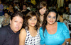 27082009 Raúl Cornejo, Lidia de Cornejo, Mayra Sandoval y Andrea Cornejo.