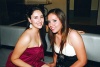 EN GRADUACIÓN Mónica Ayala y Andrea Luna, fueron captadas durante los festejos de fin de cursos del colegio Americano.