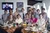 Grupo de ex-alumnas del colegio La Luz, generación 64, quienes se reunieron recientemente en conocido restaurante de la localidad, por los 45 años de graduadas.