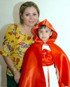 09092009 Gisela Salazar junto a su pequeña María Fátima Terrazas Salazar, quien cumplió tres años de edad recientemente.