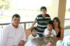 20092009 Héctor y Cathy con sus hijos.