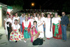 27092009 Numeroso grupo de amigas y familiares de la festejada.