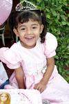 17092009 Brisa Yatzen Saucedo Hernández lució feliz en su fiesta de tres años de edad.