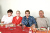 30092009 Irma de Delgado, Rafael Delgado, María Luisa Sagareny y Jaime González, presentes en reciente festejo.
