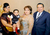 07102009 Thelma contreras Soto y Guillermo Rodríguez Rizado celebraron 30 años de matrimonio junto a su hija Gabriela Rodríguez Contreras y su nieto Miguel Ángel Rivera Rodríguez.