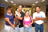 12102009 Martha Alvarado llegó de Los Ángeles y fue recibida por Titi Alvarado y Paty Cárdenas.