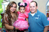 13102009 Megan Fernanda Montes Moreno en su fiesta de dos dos años con sus papás Yasmín y Mario Montes.