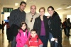 04112009 Raúl Ramos, Judith Taver, Sebastián y Silvana despidieron a Judith Gurza y Gerardo Taver Madero.