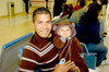 05112009 Solimar Cruz y su pequeño hijo Solimar, viajaron con rumbo a Chihuahua.