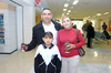 10112009 Ciudad de México. Adriana Ibarrola y Tony Regalado llegaron a Torreón para estar presentes en la inauguración del TSM y fueron recibidas por Gustavo de Villa.