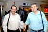 11112009 Chihuahua. Alfredo Martínez y Pablo Velarde, quienes viajan para cumplir con trabajo.