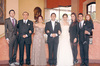 20112009 Ana Laura Treviño rodeada de sus mejores amigas. Ana Laura Treviño acompañada de sus papás y de su hermano.  Ana Laura Treviño y Alejandro Moreno Cárdenas.